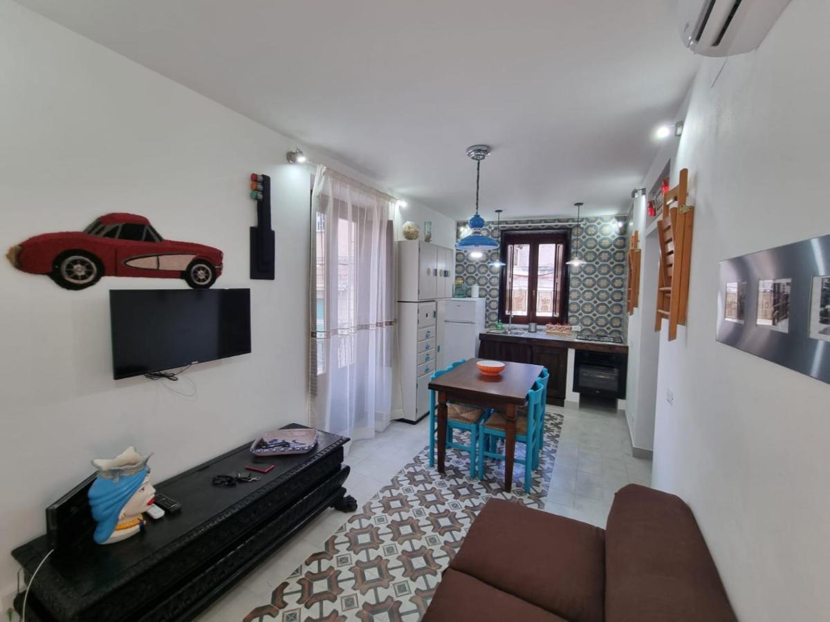 Casa Viotti Le Fuoriserie Palermo Ngoại thất bức ảnh