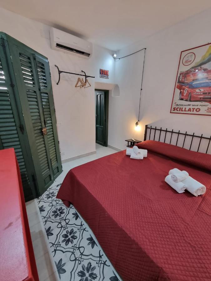 Casa Viotti Le Fuoriserie Palermo Ngoại thất bức ảnh