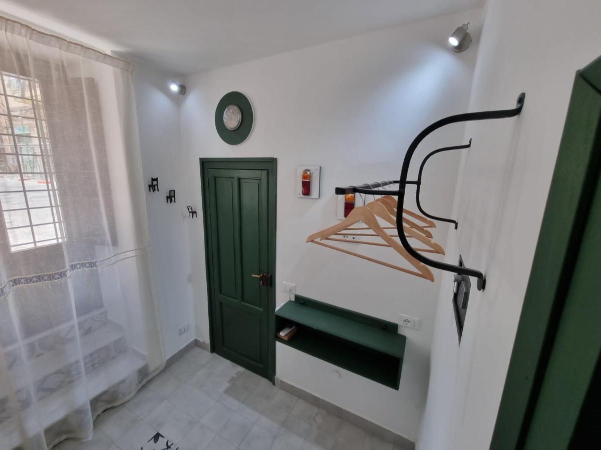 Casa Viotti Le Fuoriserie Palermo Ngoại thất bức ảnh
