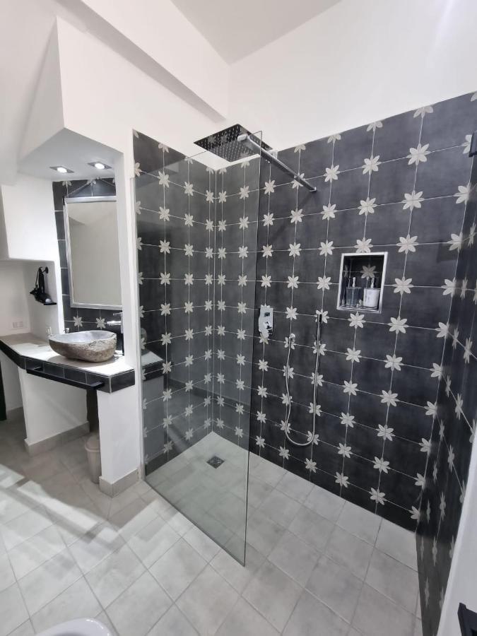 Casa Viotti Le Fuoriserie Palermo Ngoại thất bức ảnh