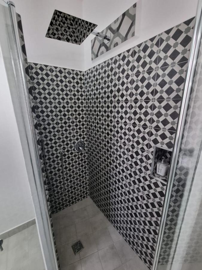 Casa Viotti Le Fuoriserie Palermo Ngoại thất bức ảnh